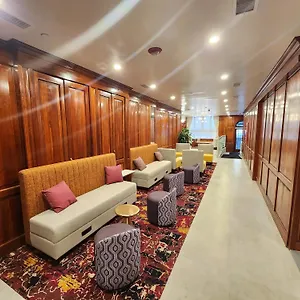 The Mayfair Times Square, Ascend Collection Hotell