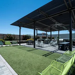 novus-1-bedroom-with-rooftop-pool-gym.hotelsofphoenix.com/
